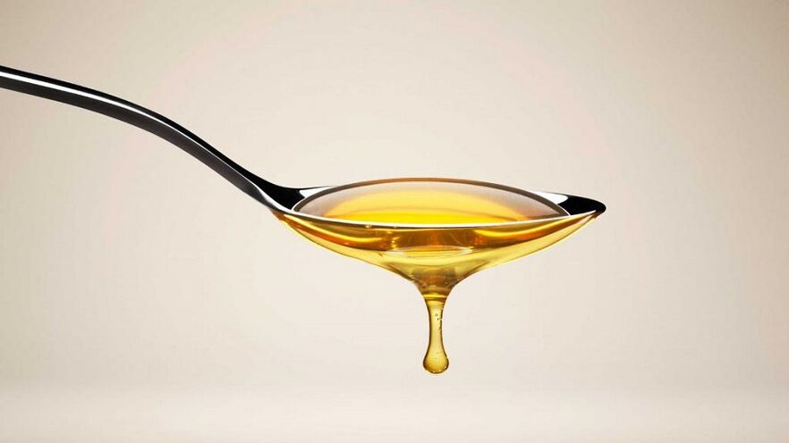 a tablespoon of vinegar to treat foot fungus